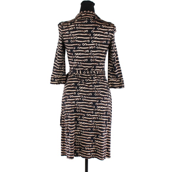 Diane Von Furstenberg Gold Chain Pattern Wrap Dress 2 Knee Length 3/4th Sleeve - Picture 5 of 7